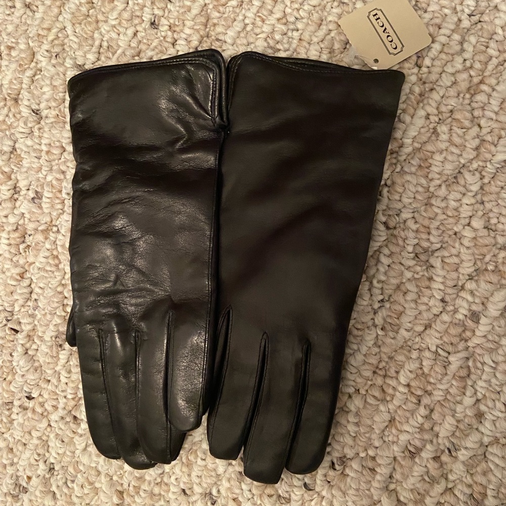 Coach leather gloves